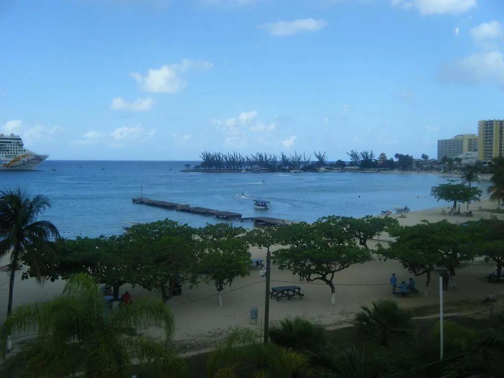 Dunn'S Apartments At Sandcastles Ocho Rios